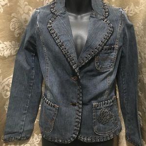 Biscote denim blazer